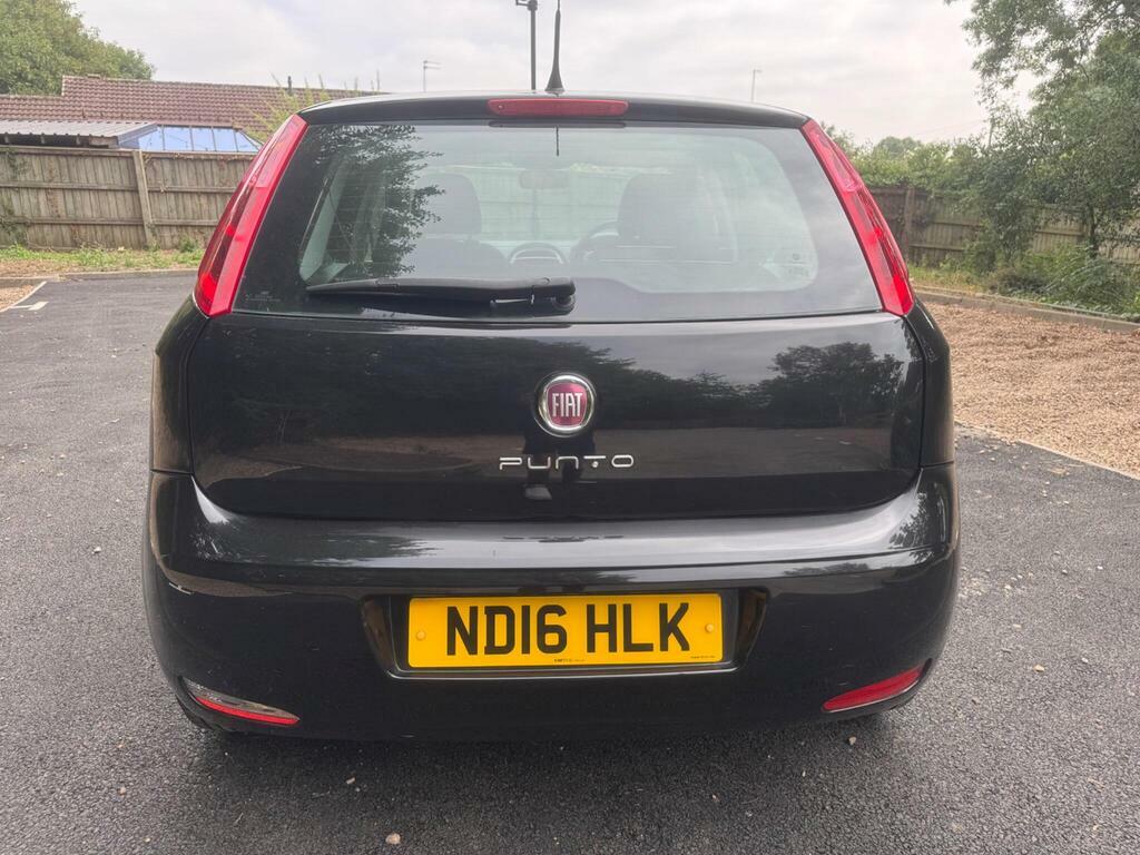 Fiat Punto Easy White #11