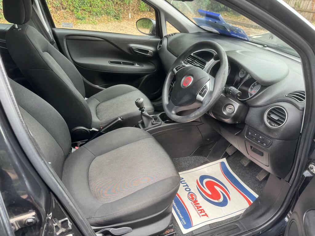 Fiat Punto Easy White #17