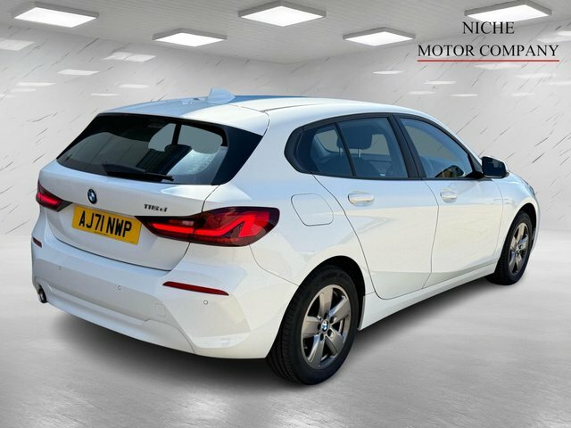 BMW 1 Series 116D Se Lcp Dct KO21OPF White #5