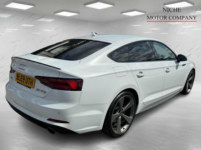 Audi A5 Tfsi 35 Black Edition BL69UTH White #5