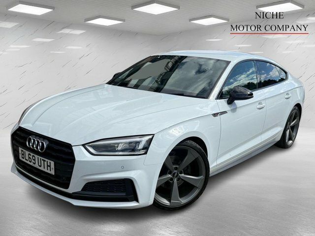 Audi A5 Tfsi 35 Black Edition BL69UTH White #4
