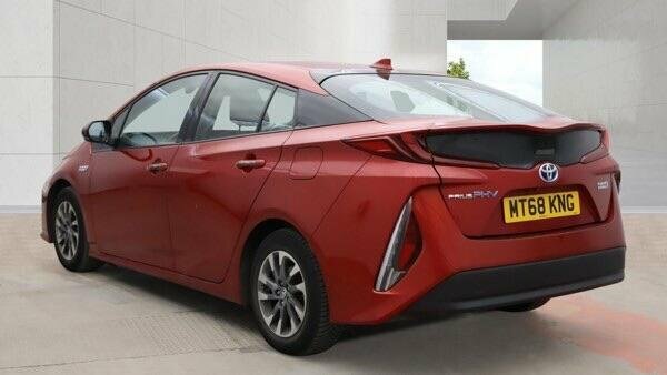 Toyota Prius+ Vvt-i Business Edition Plus Red #7