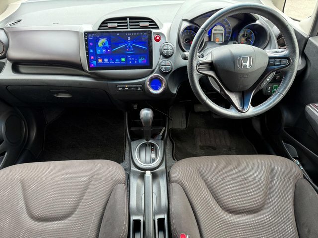 Honda Jazz Ima Hs Hatchback Pink #3