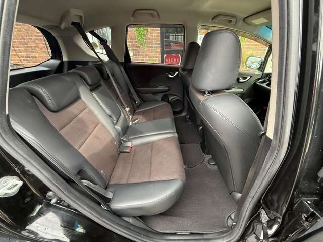 Honda Jazz 1.4 I-vtec Es Hatchback Cvt Euro 5 99 Black #26