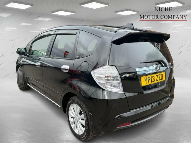 Honda Jazz 1.4 I-vtec Es Hatchback Cvt Euro 5 99 Black #7