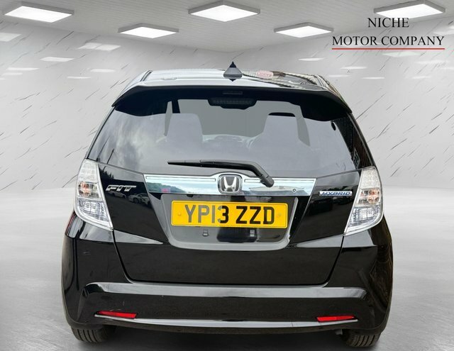 Honda Jazz 1.4 I-vtec Es Hatchback Cvt Euro 5 99 Black #14