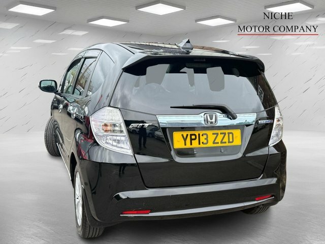 Honda Jazz 1.4 I-vtec Es Hatchback Cvt Euro 5 99 Black #4