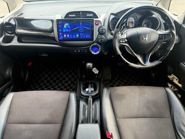 Honda Jazz 1.4 I-vtec Es Hatchback Cvt Euro 5 99 Black #3