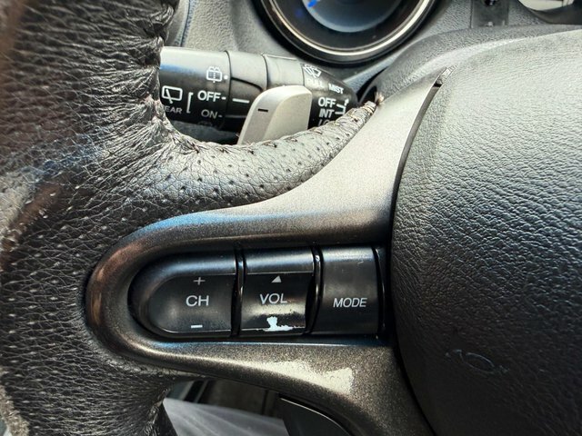 Honda Jazz 1.4 I-vtec Es Hatchback Cvt Euro 5 99 Black #36