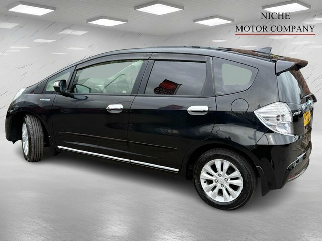 Honda Jazz 1.4 I-vtec Es Hatchback Cvt Euro 5 99 Black #8