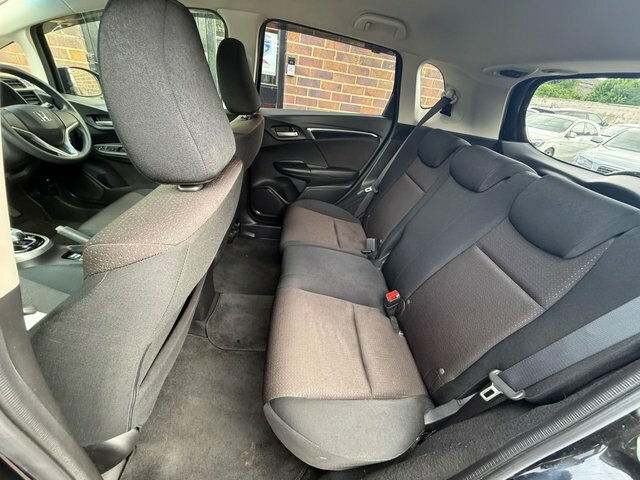 Honda Jazz Honda Jazz 1.3H Ima Hs Hatchback Hybrid White #44