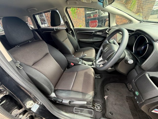 Honda Jazz Honda Jazz 1.3H Ima Hs Hatchback Hybrid White #21