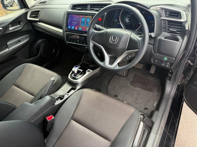 Honda Jazz Honda Jazz 1.3H Ima Hs Hatchback Hybrid White #19