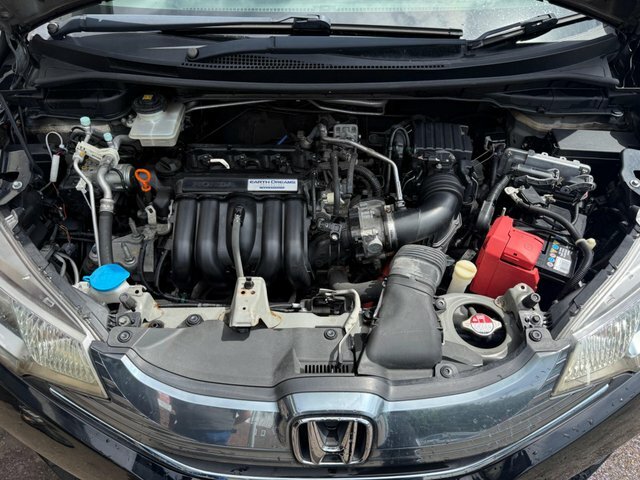 Honda Jazz Honda Jazz 1.3H Ima Hs Hatchback Hybrid White #46