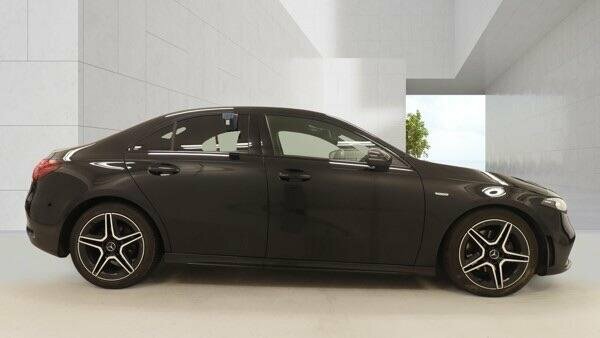 Mercedes-Benz A Class A180 Amg Line Edition NU22FVB Black #5