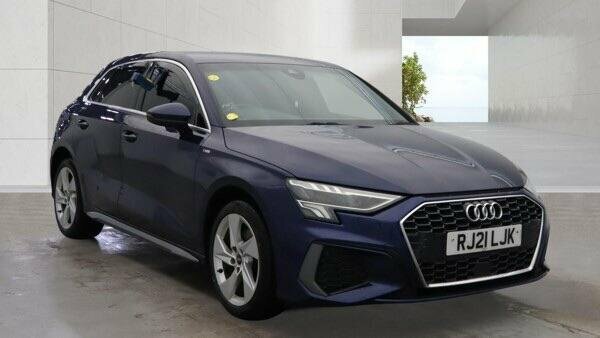 Audi A3 Tfsie 40 S Line Blue