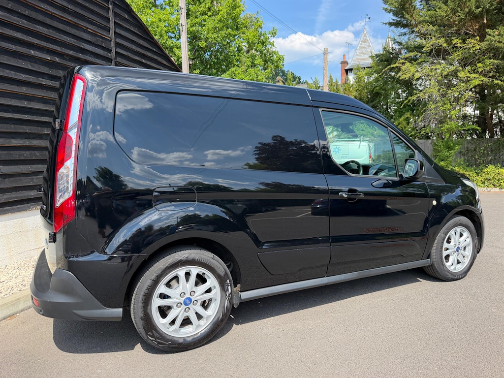 Ford Transit Connect 1.5 200 Ecoblue Limited L1 Euro 6 Ss NK19RFF Black #2