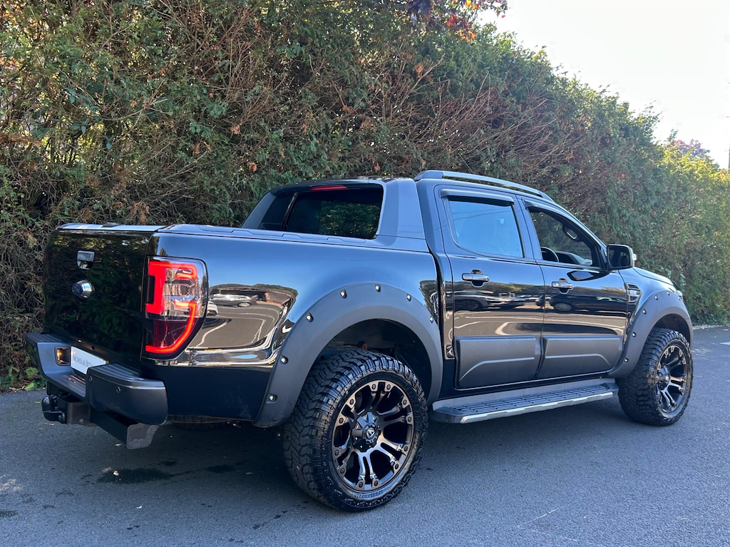 Ford Ranger Pick Up Double Cab Wildtrak 3.2 Ecoblue 213 Grey #39