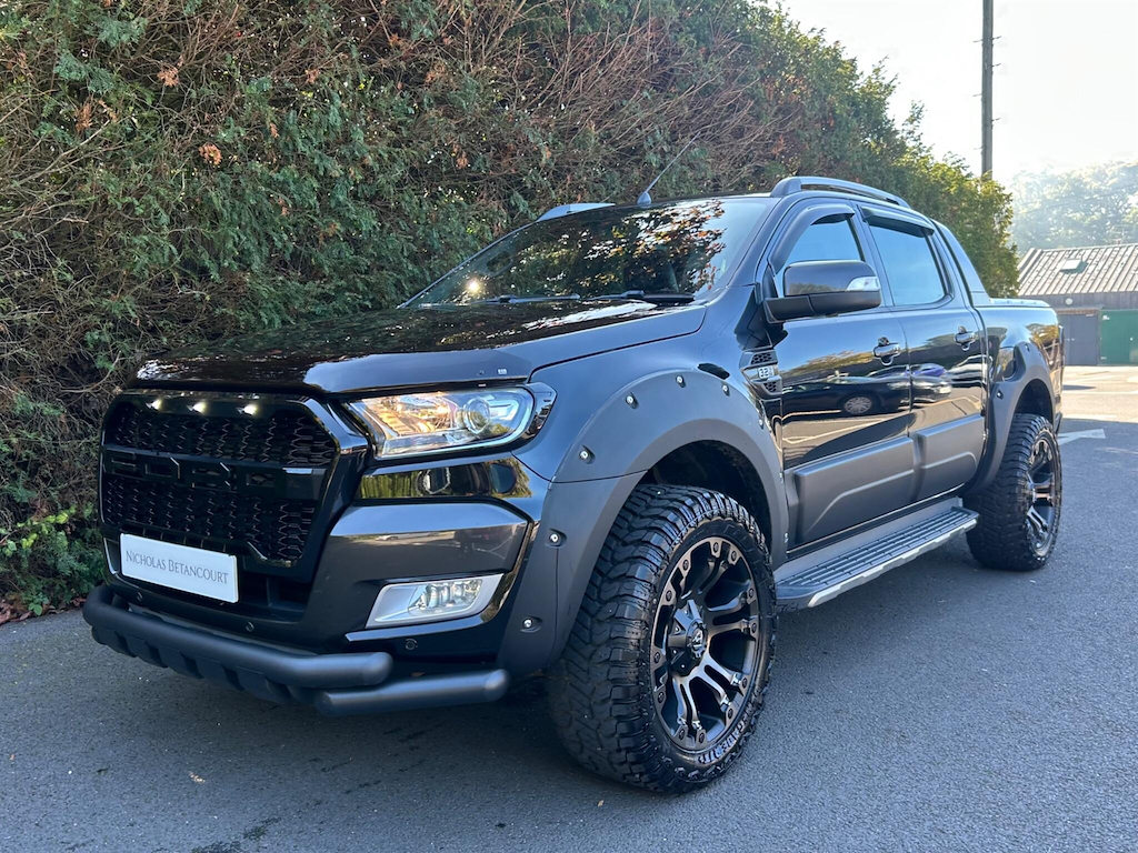 Ford Ranger Pick Up Double Cab Wildtrak 3.2 Ecoblue 213 Grey #24