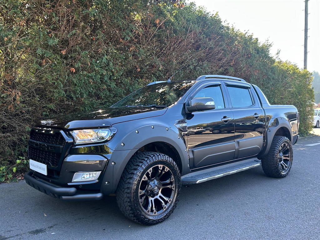 Ford Ranger Pick Up Double Cab Wildtrak 3.2 Ecoblue 213 Grey #26