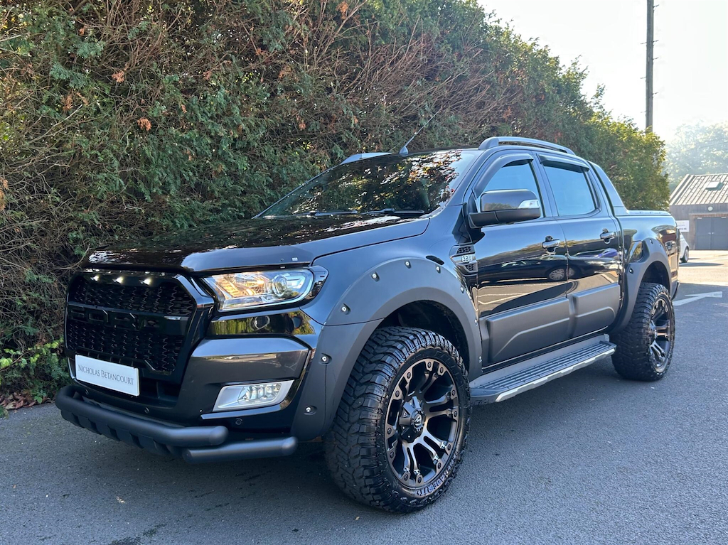 Ford Ranger Pick Up Double Cab Wildtrak 3.2 Ecoblue 213 Grey #25