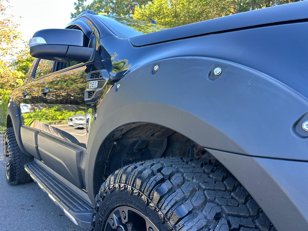 Ford Ranger Pick Up Double Cab Wildtrak 3.2 Ecoblue 213 Grey #44