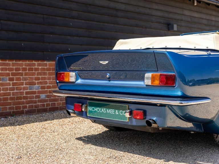 Aston Martin V8 X-pack Green #17