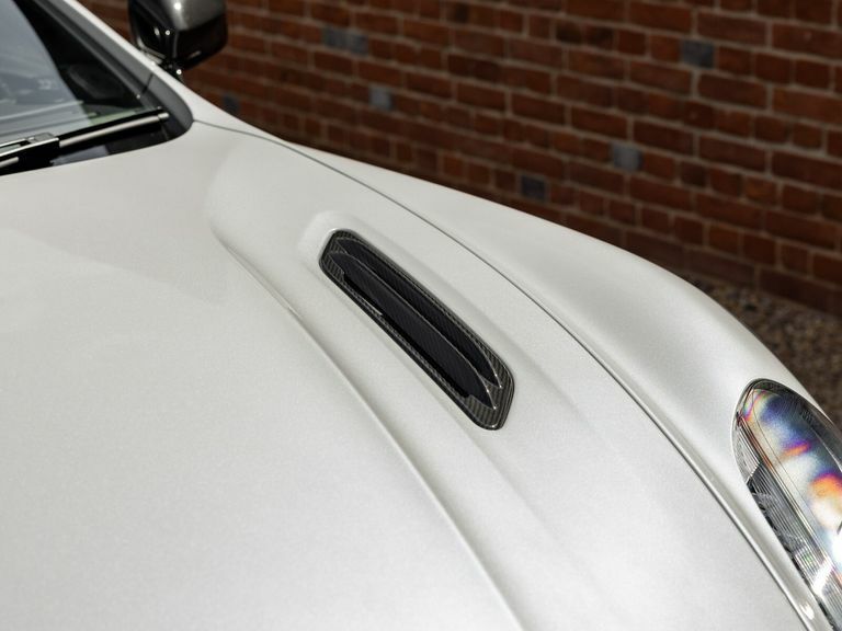 Aston Martin Vanquish S Silver #21
