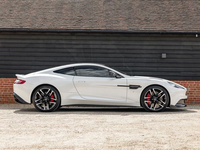 Aston Martin Vanquish S White #2