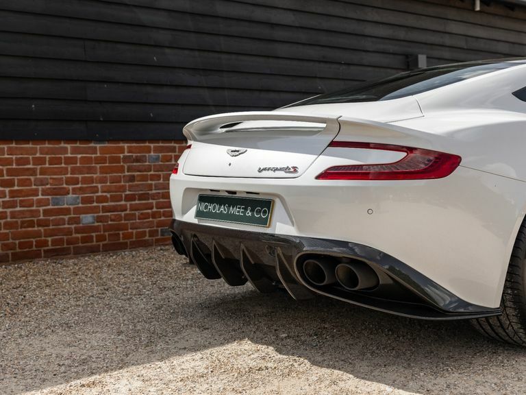 Aston Martin Vanquish S Silver #28