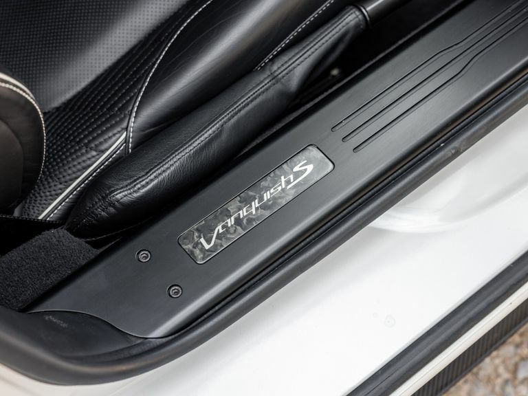 Aston Martin Vanquish S Silver #16