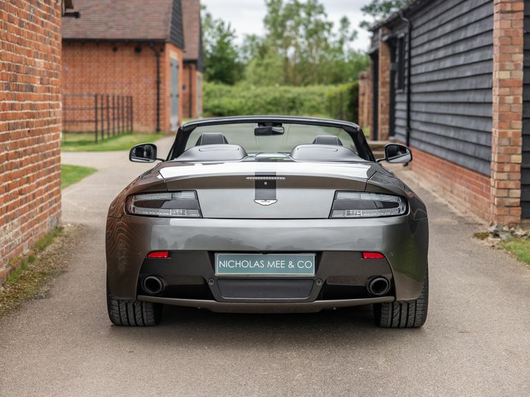 Aston Martin V8 Zf 8 Speed Silver #12