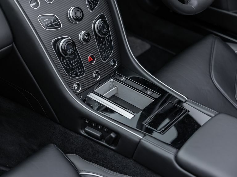 Aston Martin V8 Zf 8 Speed Silver #47