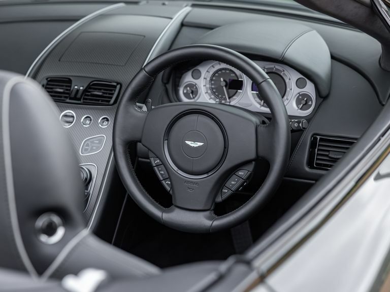Aston Martin V8 Zf 8 Speed Silver #44