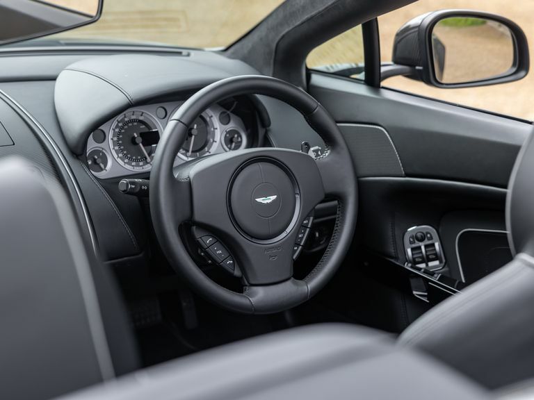 Aston Martin V8 Zf 8 Speed Silver #43
