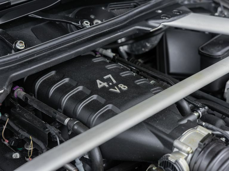Aston Martin V8 Zf 8 Speed Silver #60