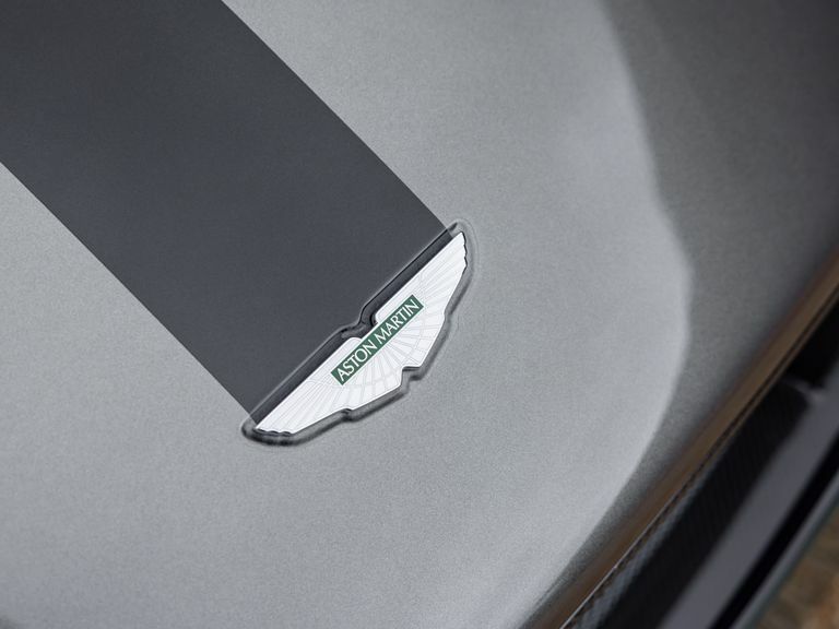 Aston Martin V8 Zf 8 Speed Silver #18