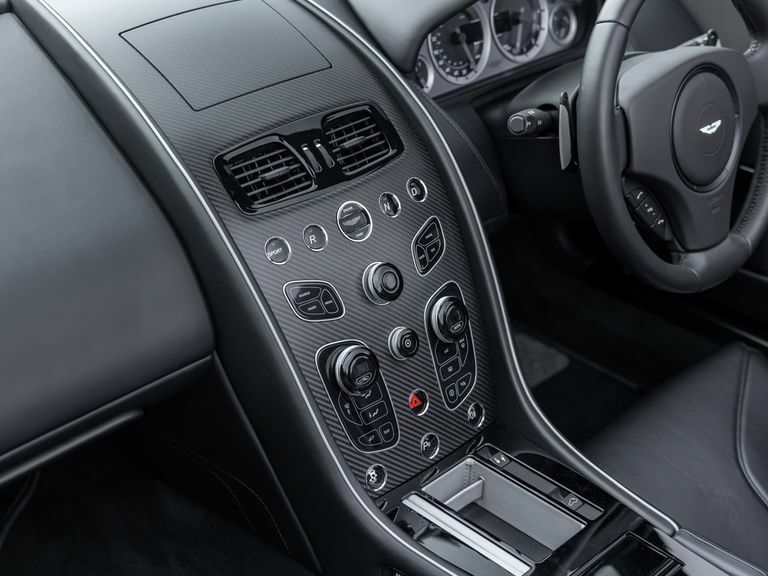 Aston Martin V8 Zf 8 Speed Silver #7