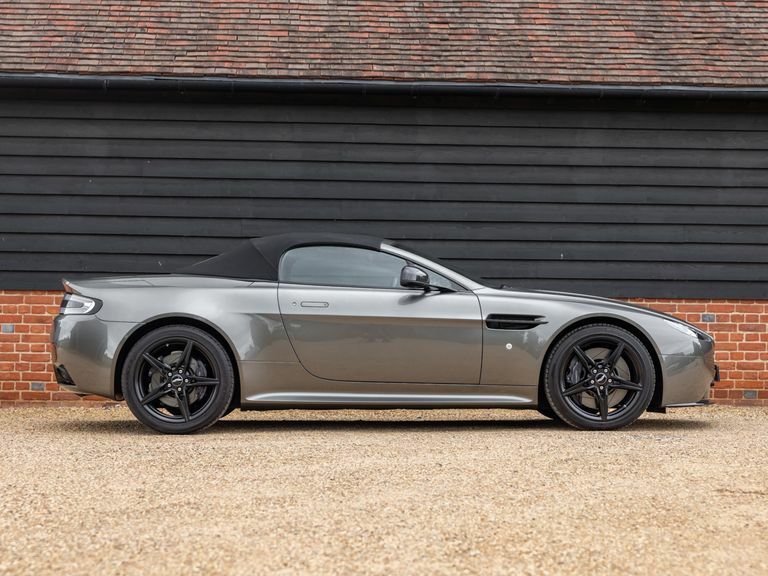 Aston Martin V8 Amr Roadster Silver #3