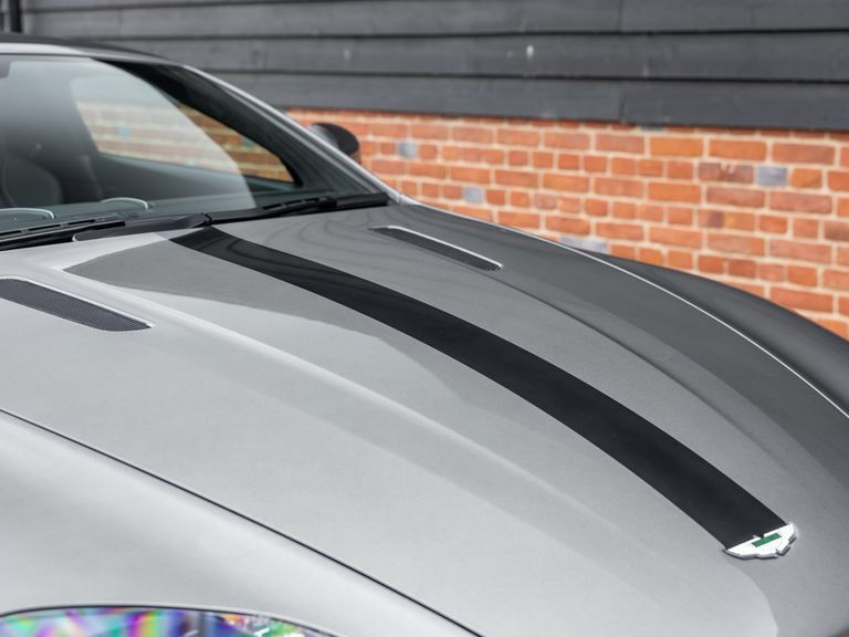 Aston Martin V8 Zf 8 Speed Silver #17