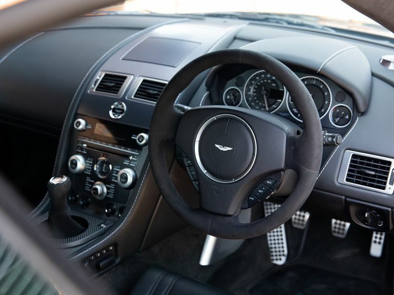 Aston Martin Vantage 6.0 V12 Euro 4 Blue #58