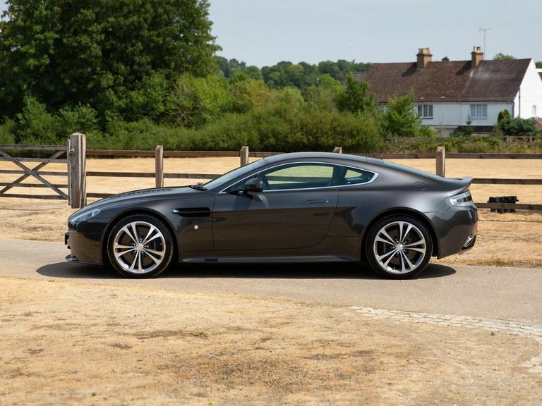 Aston Martin Vantage 6.0 V12 Euro 4 Blue #73
