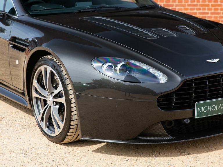 Aston Martin Vantage 6.0 V12 Euro 4 Blue #33