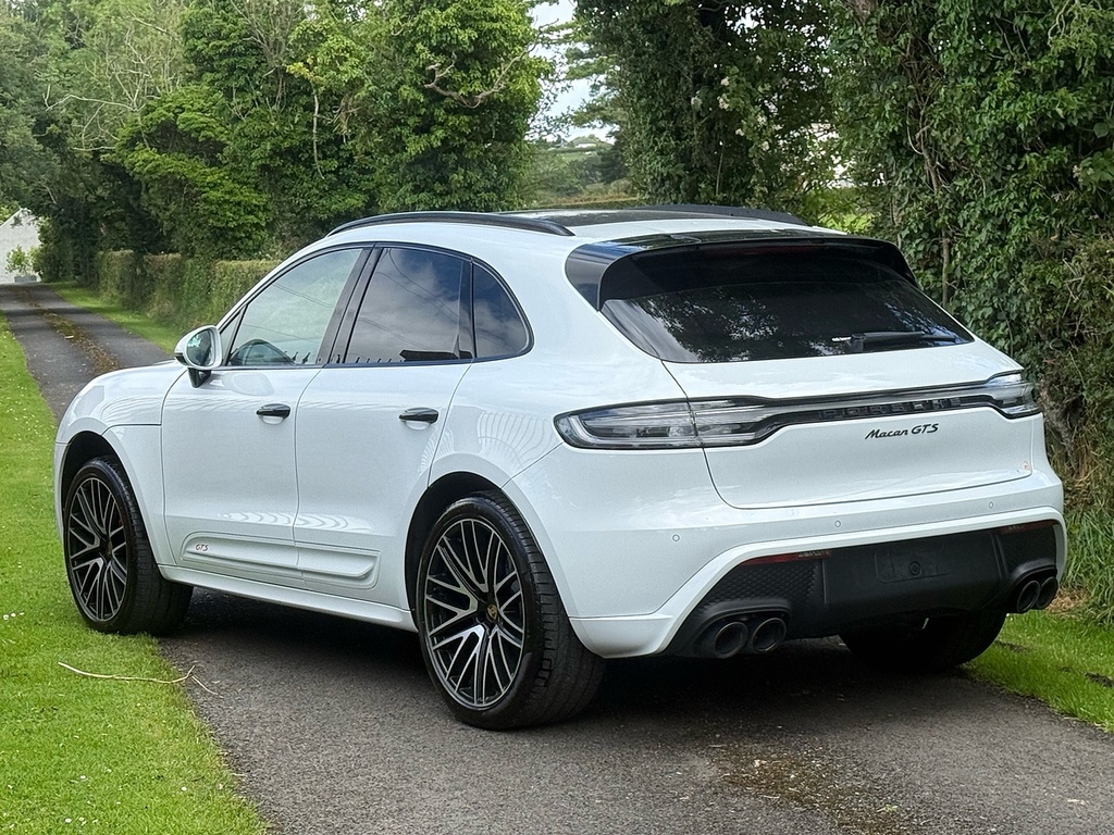 Porsche Macan T V6 Gts JSZ6463 White #4