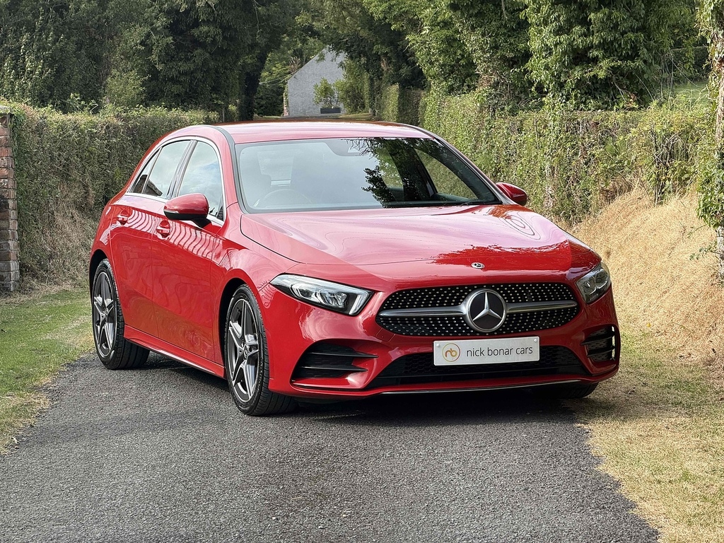 Mercedes-Benz A Class A200 Amg Line BA18DXO Red