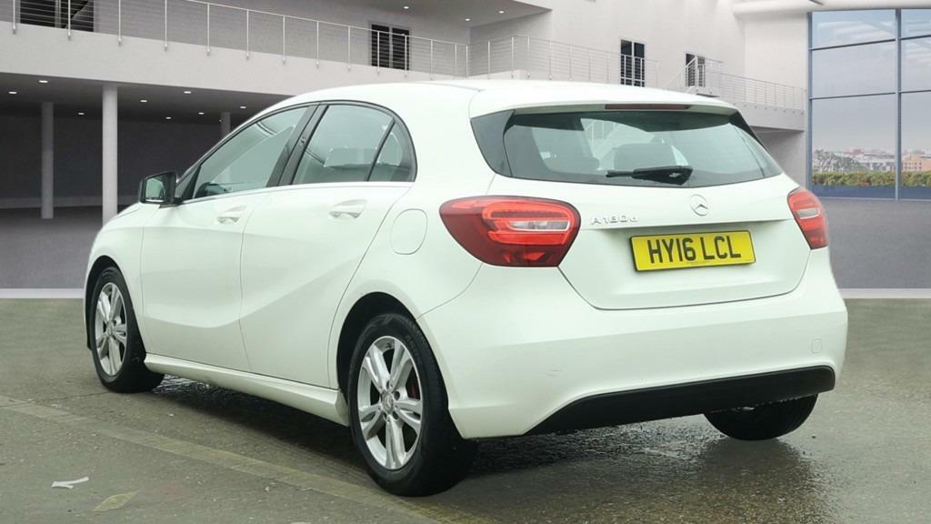 Mercedes-Benz A Class A180d Se Leather Ulez 20 Tax 80 Mpg HY16LCL White #2