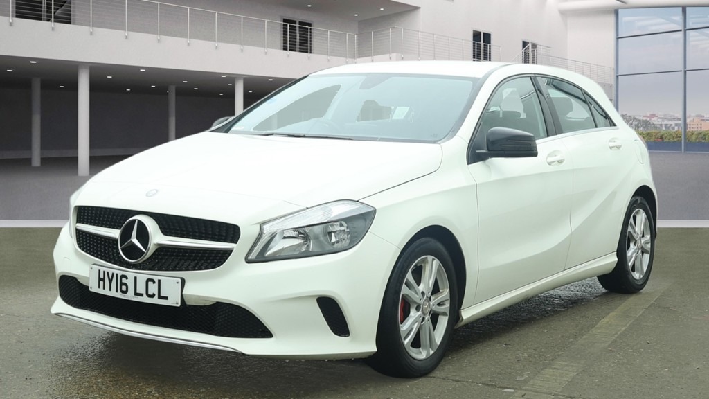 Mercedes-Benz A Class A180d Se Leather Ulez 20 Tax 80 Mpg HY16LCL White #5