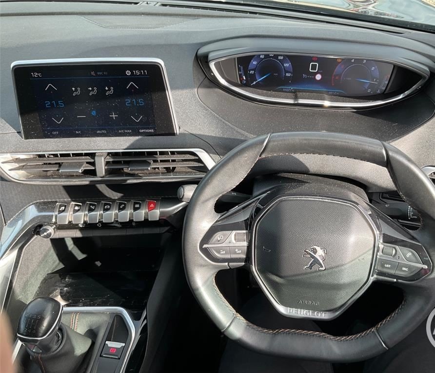 Peugeot 3008 1.6 Bluehdi 120 Active 8 Services Ulez M KS17GKX Black #4