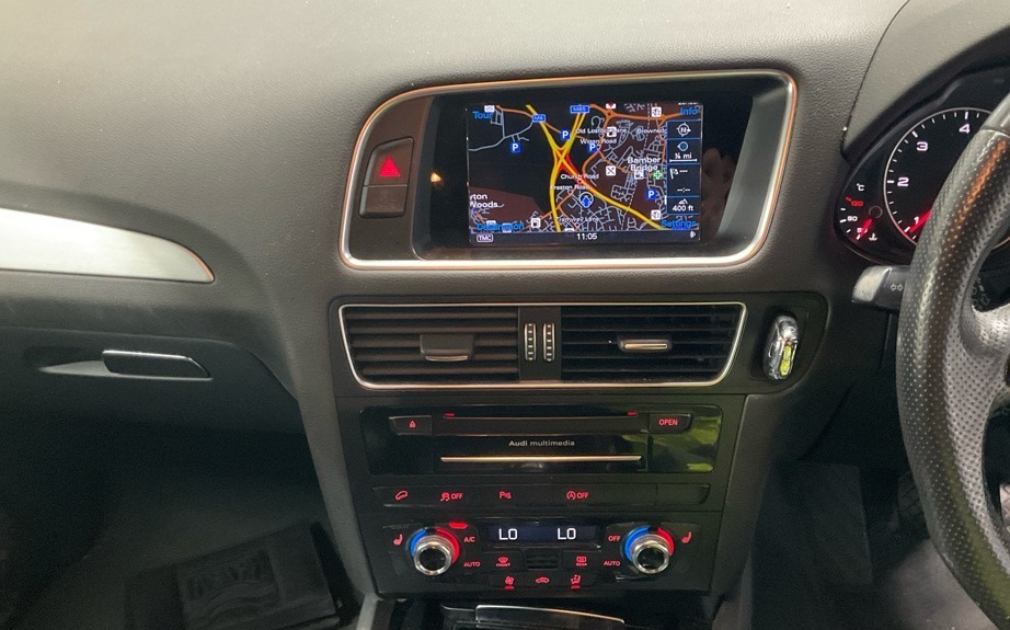 Audi Q5 2.0 Tdi 150 Quattro S Line Plus Nav Ule Red #3