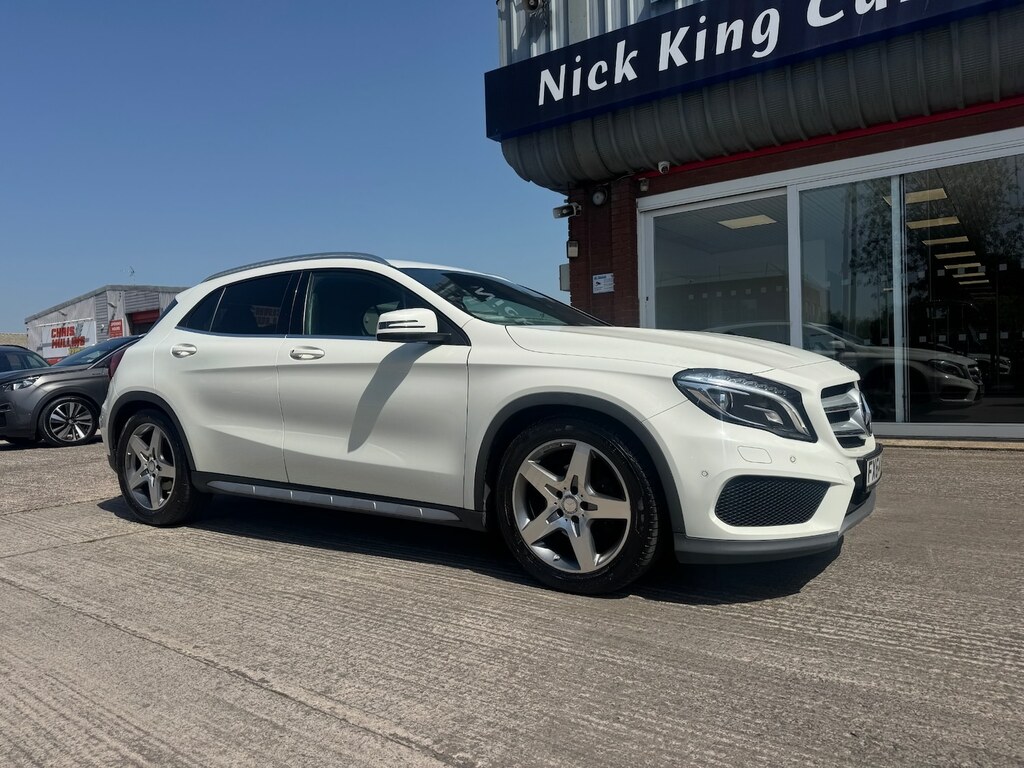 Mercedes-Benz GLA Class Gla 200 Cdi Amg Line Premium Nav Cam FX64VHE White